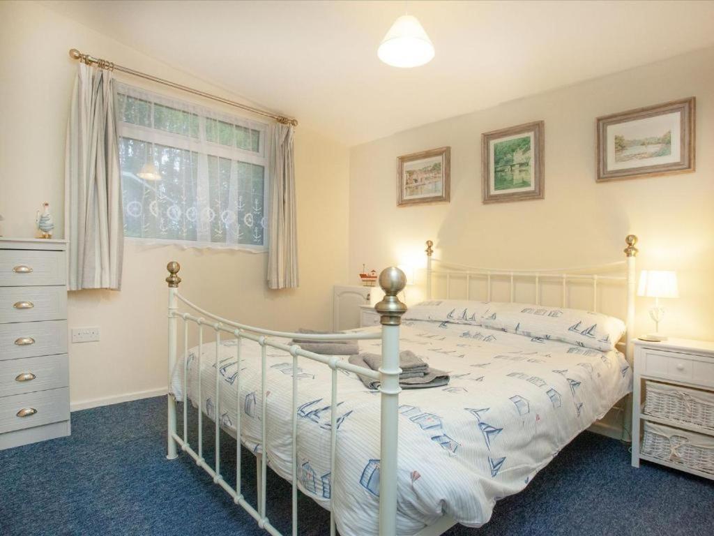 Sunnydaze-Detached Chalet With 2 Bedrooms And 2 Bathrooms And Private Parking Outside Door Dartmouth Luaran gambar