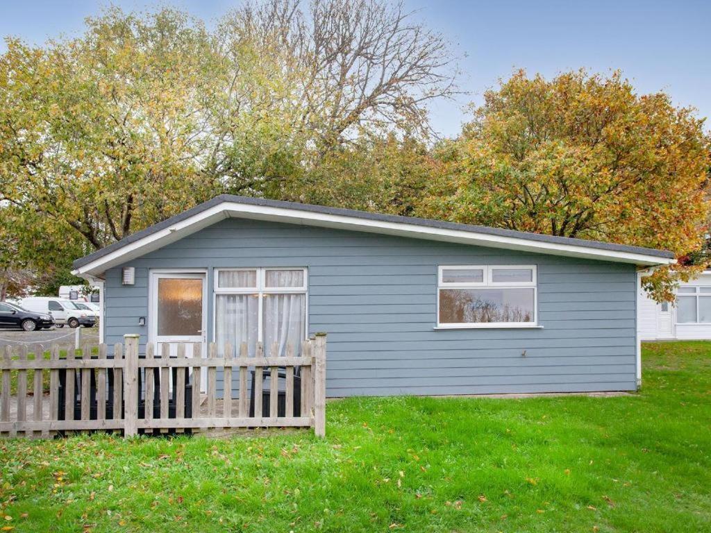 Sunnydaze-Detached Chalet With 2 Bedrooms And 2 Bathrooms And Private Parking Outside Door Dartmouth Luaran gambar